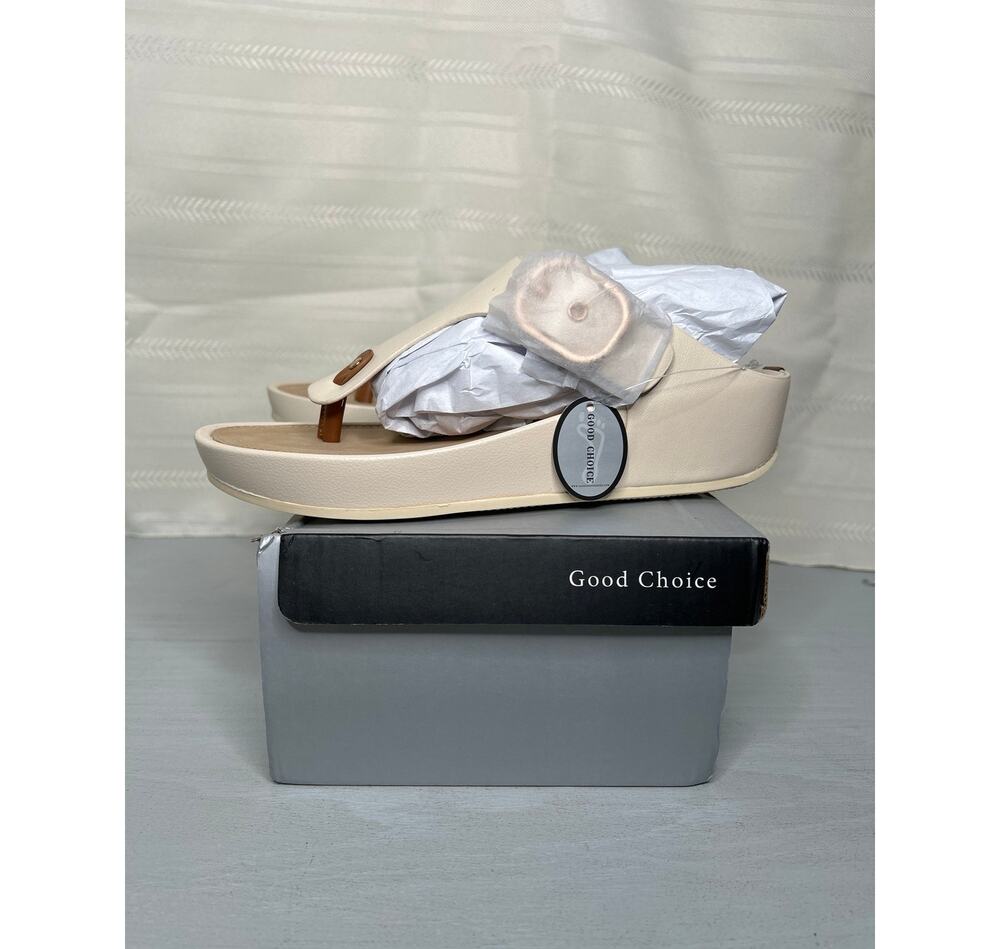 Good Choice Rhodes Thong Wedge Sandals Beige Womens Size 8